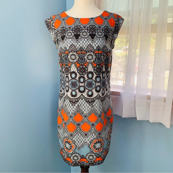 Banana Republic Factory Dresses & Skirts - Banana Republic Pattern Cap Sleeve Sheath Dress